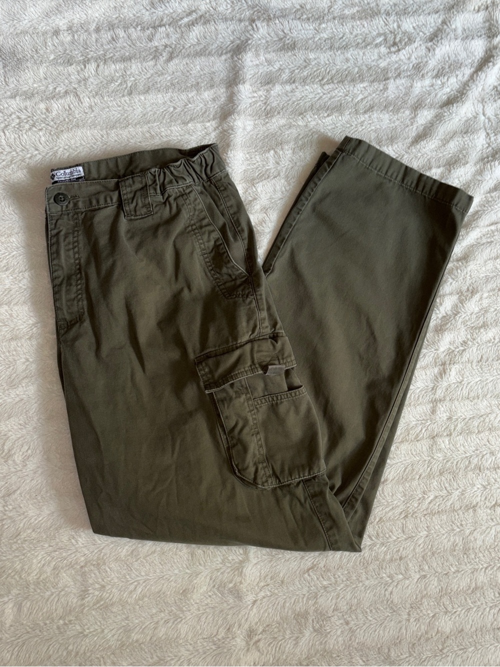 Columbia Men's 35x32 Green Cargo Pants Sz Large Lightweight Casual Hiking